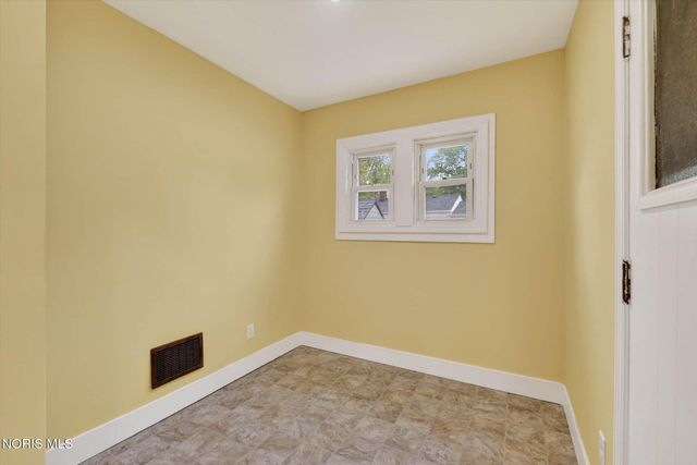 222 Longdale Avenue, Toledo, OH 43605