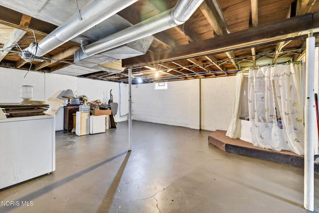 222 Longdale Avenue, Toledo, OH 43605