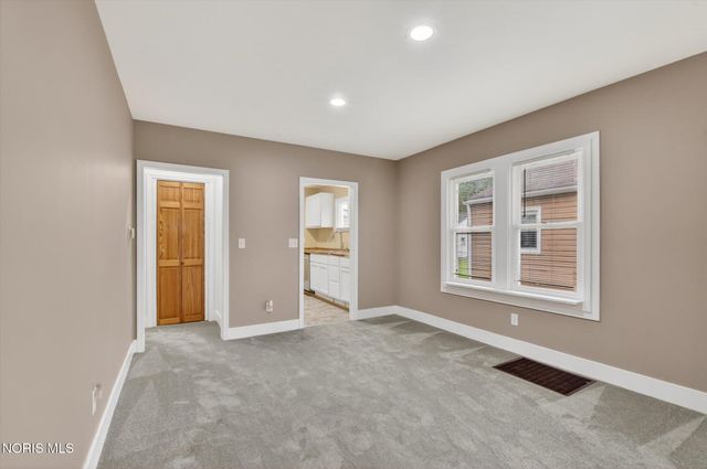 222 Longdale Avenue, Toledo, OH 43605