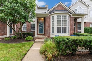 17102 Caitlin Circle, Walled Lake, MI 48390