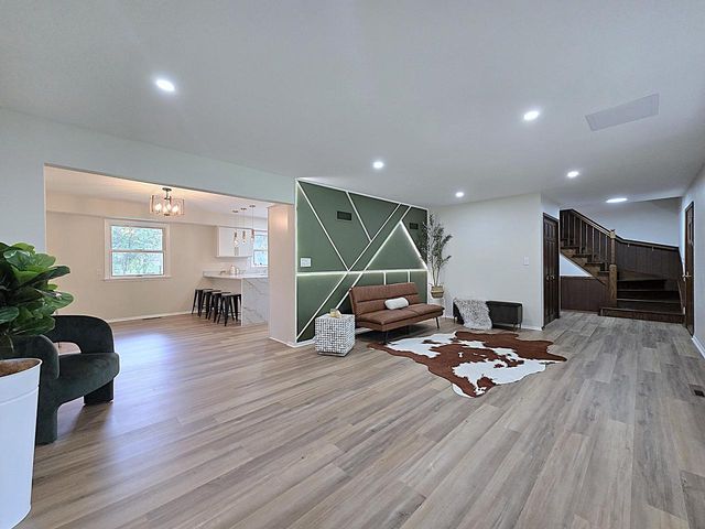 N85W17745 Ann AVENUE, Menomonee Falls, WI 53051