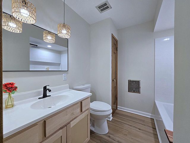N85W17745 Ann AVENUE, Menomonee Falls, WI 53051