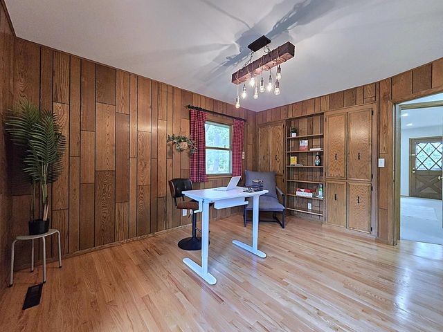 N85W17745 Ann AVENUE, Menomonee Falls, WI 53051