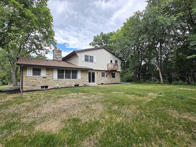 N85W17745 Ann AVENUE, Menomonee Falls, WI 53051
