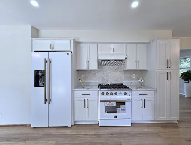 N85W17745 Ann AVENUE, Menomonee Falls, WI 53051