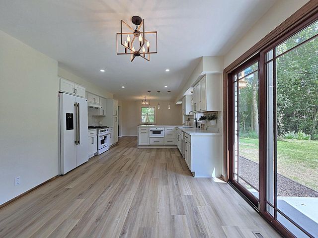 N85W17745 Ann AVENUE, Menomonee Falls, WI 53051