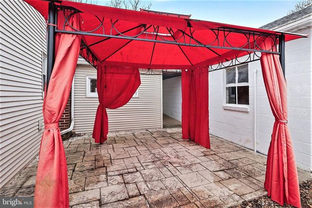 825 N LINCOLN ST, Duncannon, PA 17020