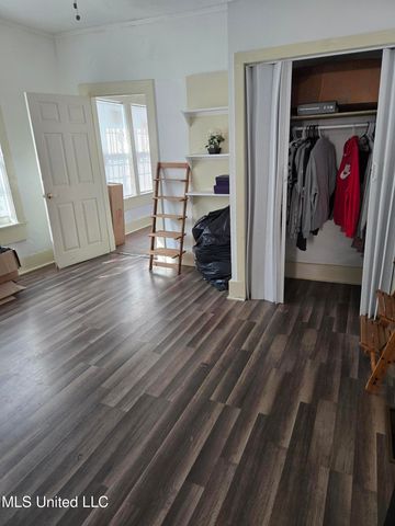 322 S Nearview Street, Jackson, MS 39202