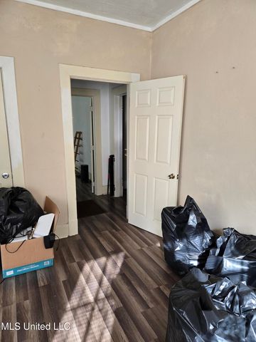 322 S Nearview Street, Jackson, MS 39202