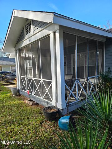 322 S Nearview Street, Jackson, MS 39202