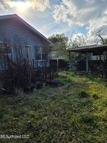 322 S Nearview Street, Jackson, MS 39202