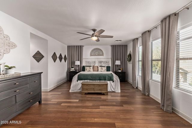 1168 E CANYON CREEK Drive, Gilbert, AZ 85295