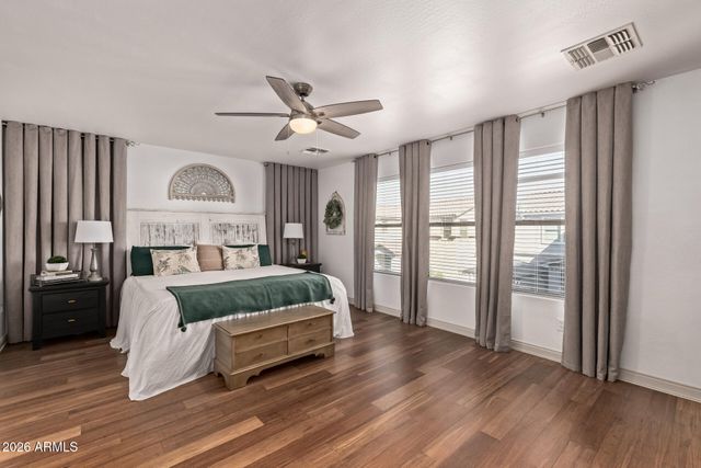 1168 E CANYON CREEK Drive, Gilbert, AZ 85295