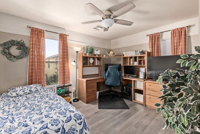 1168 E CANYON CREEK Drive, Gilbert, AZ 85295