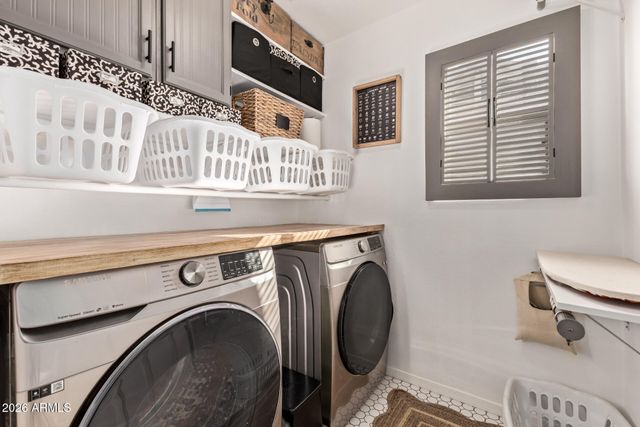 1168 E CANYON CREEK Drive, Gilbert, AZ 85295