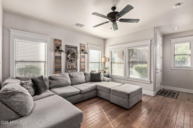 1168 E CANYON CREEK Drive, Gilbert, AZ 85295