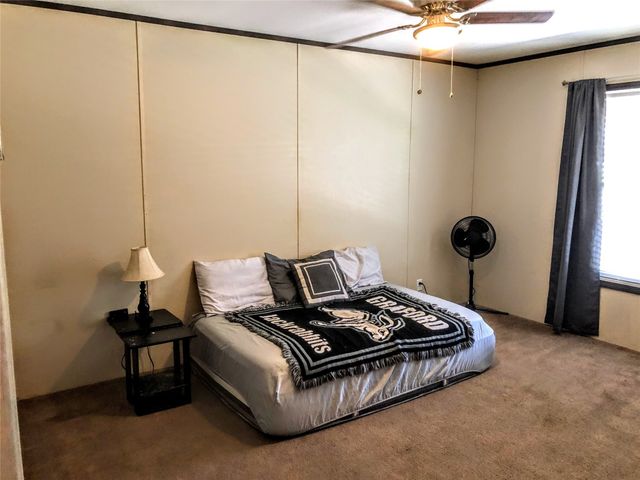 204 W Eaton Avenue, Graford, TX 76449