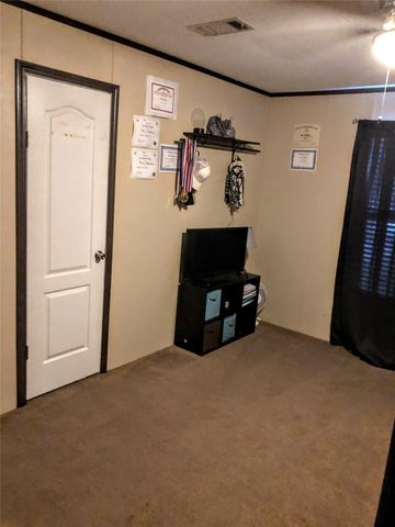 204 W Eaton Avenue, Graford, TX 76449