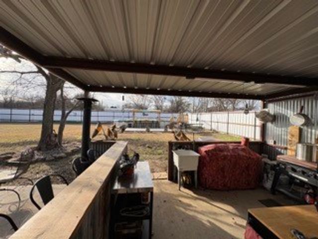 204 W Eaton Avenue, Graford, TX 76449