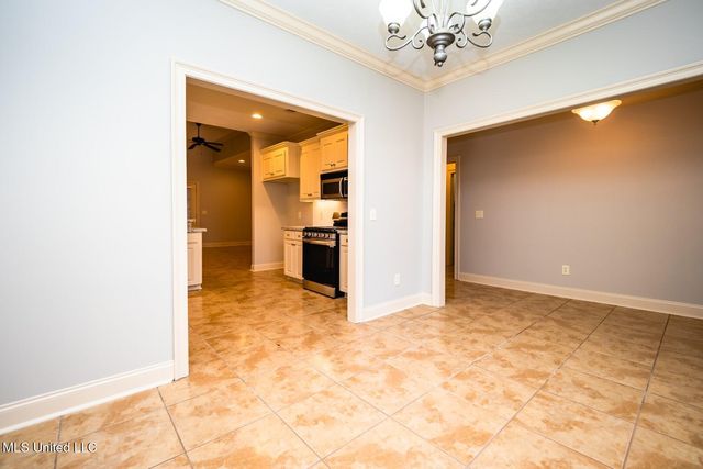 106 Wells Court, Canton, MS 39046