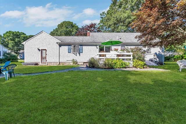 40 Captain Stanley Road, South Yarmouth, MA 02664