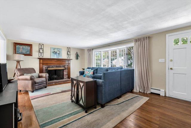 40 Captain Stanley Road, South Yarmouth, MA 02664