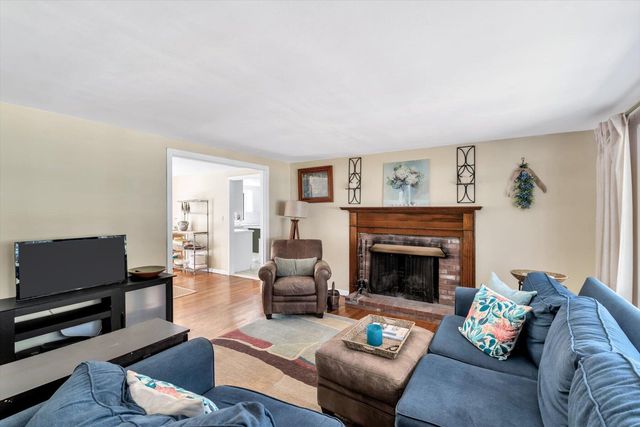 40 Captain Stanley Road, South Yarmouth, MA 02664