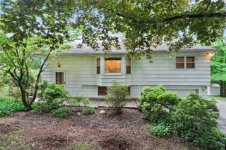 88 Shear Hill Road, Mahopac, NY 10541