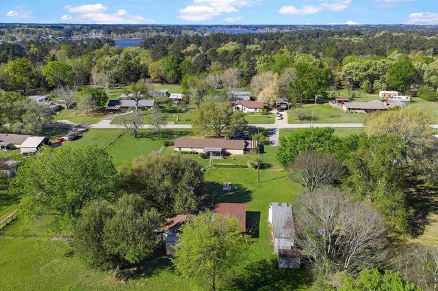 636 Garden Drive, Longview, TX 75633