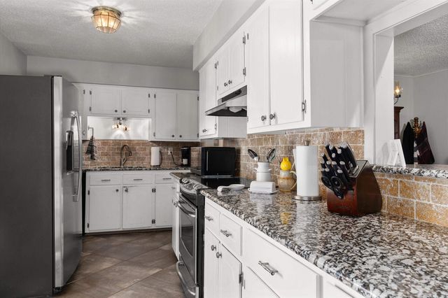 636 Garden Drive, Longview, TX 75633