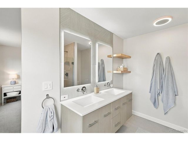 10919 E Maplewood Dr, Englewood, CO 80111