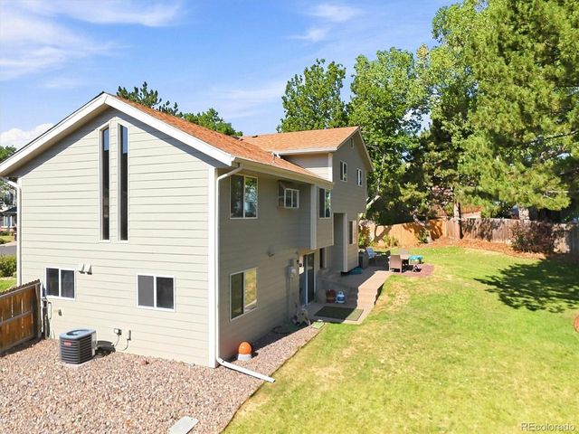 10919 E Maplewood Dr, Englewood, CO 80111