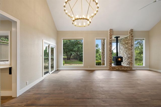 9 Stoney Creek CV, Lakeway, TX 78734
