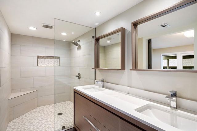9 Stoney Creek CV, Lakeway, TX 78734