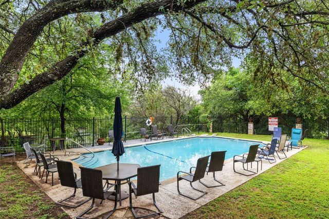 9 Stoney Creek CV, Lakeway, TX 78734
