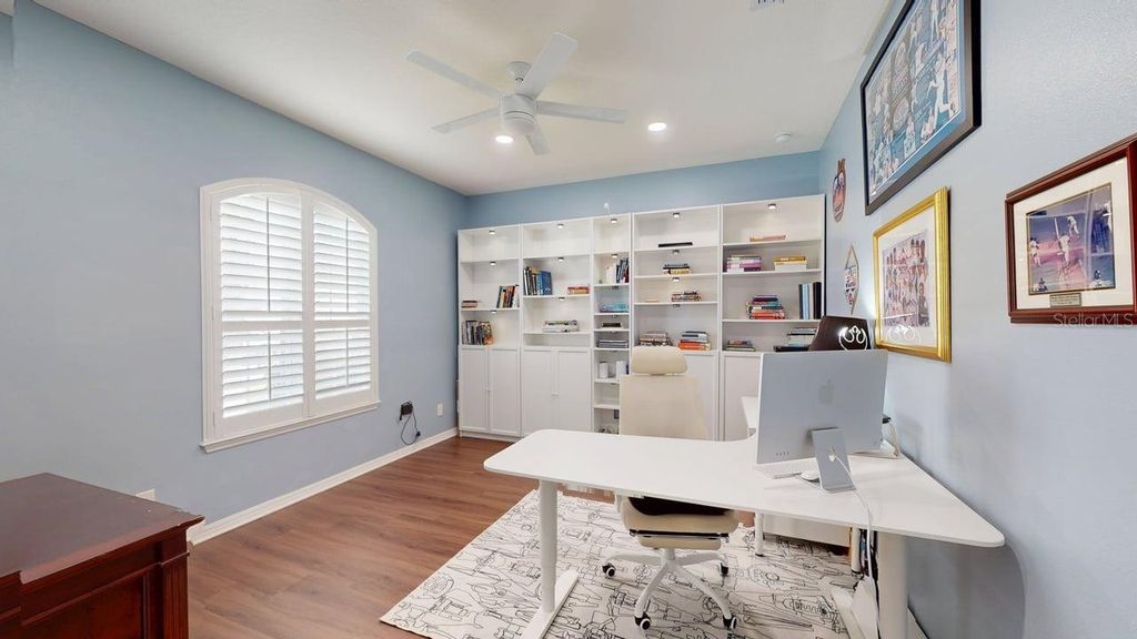 Image 27 of property listing at 2127 PLANTATION OAK DRIVE, Orlando, FL 32824