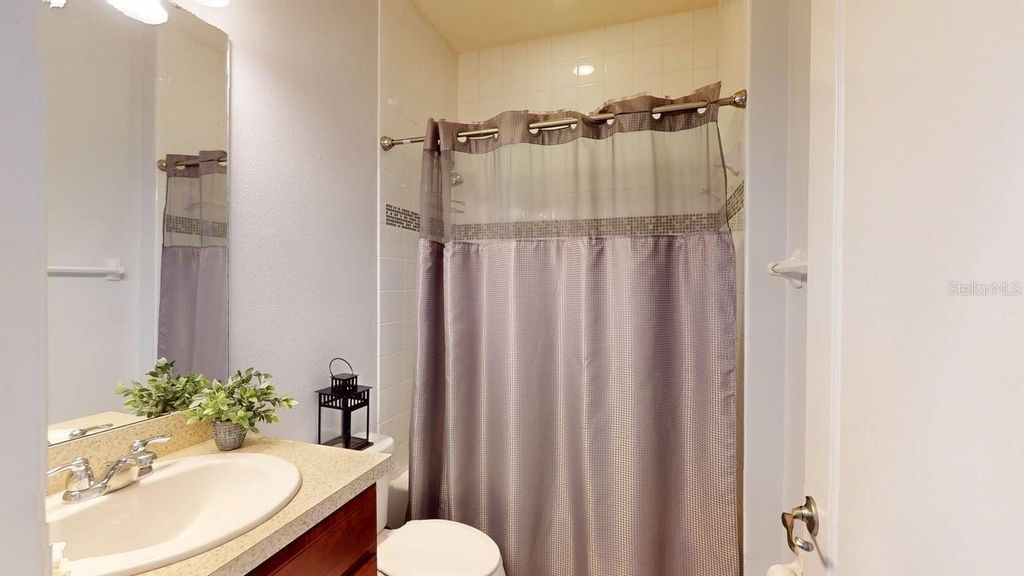 Image 46 of property listing at 2127 PLANTATION OAK DRIVE, Orlando, FL 32824