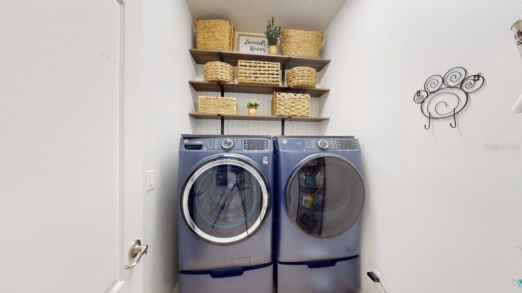 Image 56 of property listing at 2127 PLANTATION OAK DRIVE, Orlando, FL 32824