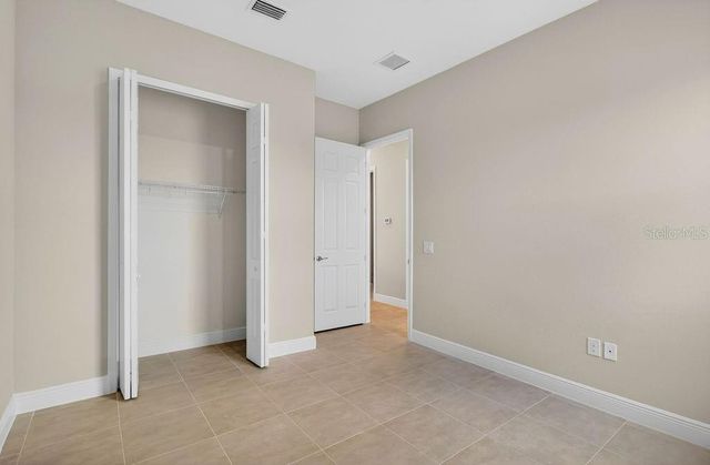 8592 HEMPSTEAD WAY, Mount Dora, FL 32757