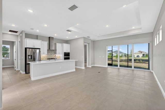 8592 HEMPSTEAD WAY, Mount Dora, FL 32757