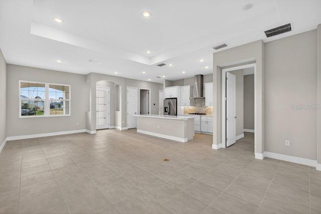 8592 HEMPSTEAD WAY, Mount Dora, FL 32757