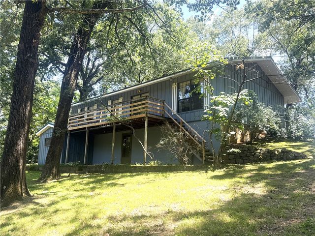 10117 Wolf Lane, Dardanelle, AR 72834