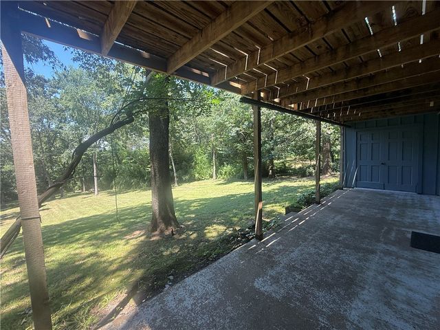 10117 Wolf Lane, Dardanelle, AR 72834