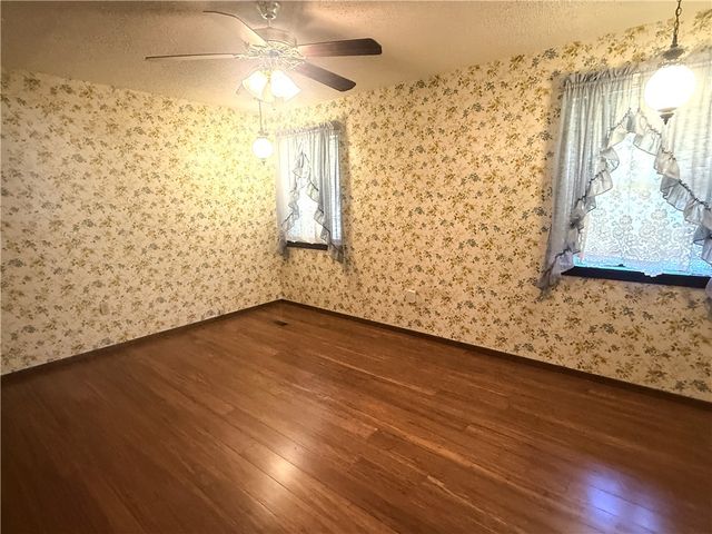 10117 Wolf Lane, Dardanelle, AR 72834