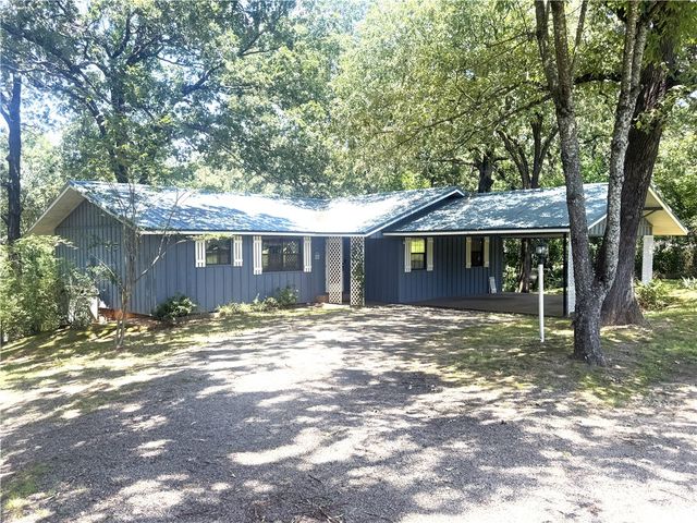 10117 Wolf Lane, Dardanelle, AR 72834
