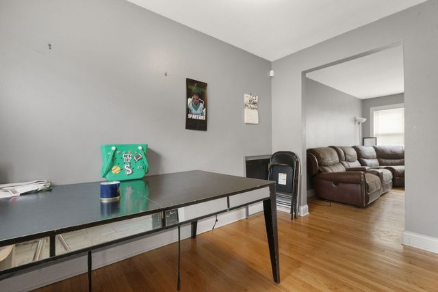 1028 BELLWOOD Avenue E, Bellwood, IL 60104