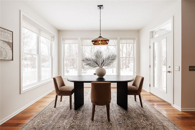 9 Abbotswood Crescent, Penfield, NY 14526