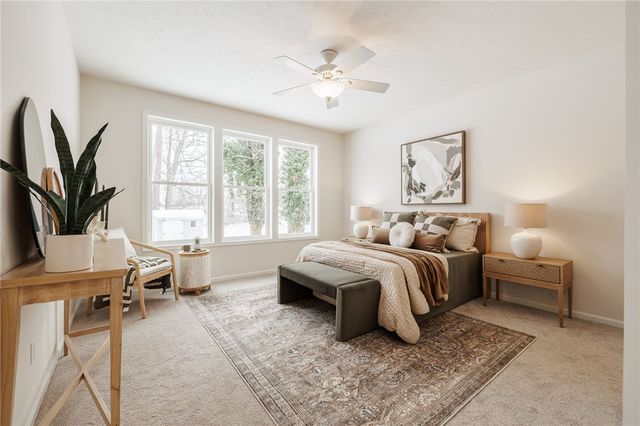 9 Abbotswood Crescent, Penfield, NY 14526