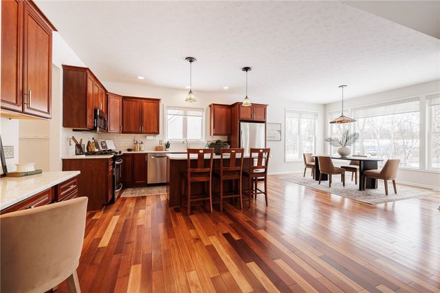 9 Abbotswood Crescent, Penfield, NY 14526