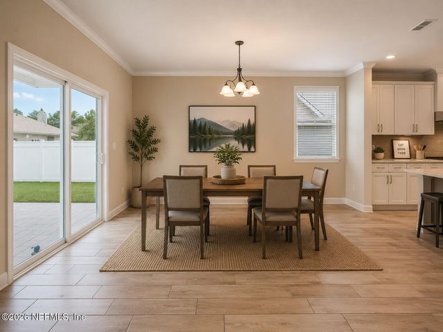 280 QUEEN VICTORIA Avenue, Jacksonville, FL 32259